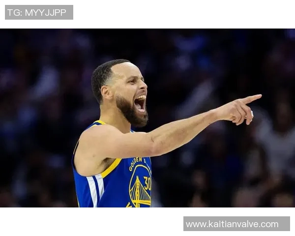 勇士与快船季后赛首战激烈对决精彩瞬间回顾与分析